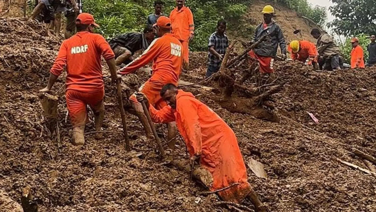 मेघालय में बाढ़ से तबाही, 10 की मौत