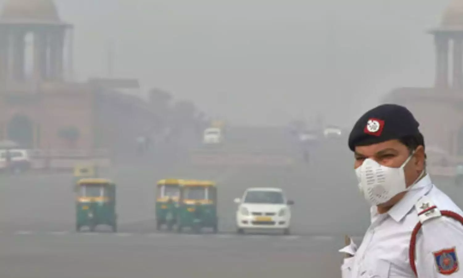 सिर्फ सरकारों की सूरत बदली हांफ रही है दिल्ली, फिर ब्लेम गेम शुरू