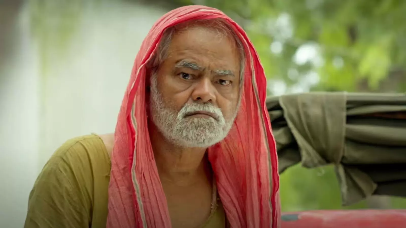 Son of Sardaar 2: विजय राज को रिप्लेस करने के बाद Sanjay Mishra ने की खुलकर बात कहा: मेरे दिमाग के पीछे...