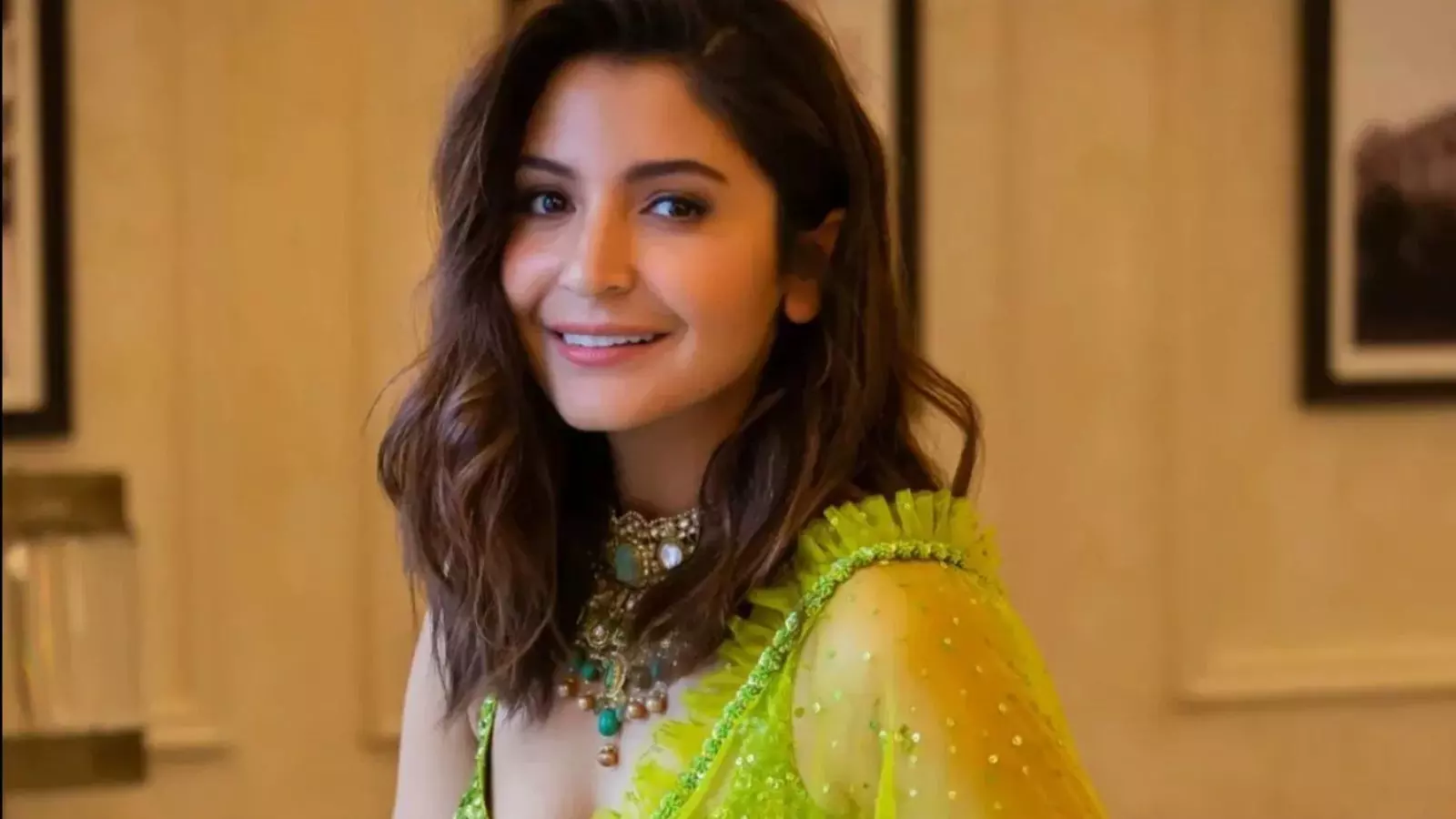 Anushka Sharma जैसी चाहिए फिटनेस, तो आज से ही Diet में अवॉइड करें ये चीजें...