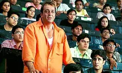 Munna Bhai MBBS 3: राजकुमार हिरानी नहीं, ये करेंगा संजय दत्त की अगली फिल्म का निर्देशन?