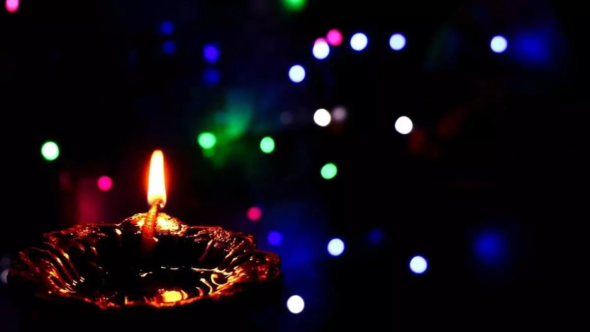 Diwali: कैसे एक मुस्लिम को रोशनी में उम्मीद और जीवन का मिला सबक?