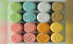 दिल्ली एनसीआर में तिहाड़ जेल का वार्डन चला रहा था पार्टी ड्रग MDMA बनाने की फैक्ट्री