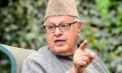 आतंकियों को मारने की बजाय पकड़ना चाहिए, फारूक अब्दुल्ला के बयान पर विवाद शुरू