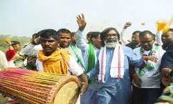 ‘घुसपैठियों’ को लेकर भाजपा की आक्रामकता ने प्रमुख आदिवासी केंद्रों में झामुमो को कमजोर किया