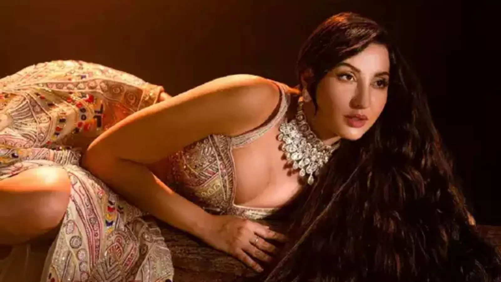 एक नहीं इतने रीटेक लेती हैं Nora Fatehi, तब कहीं गाना...