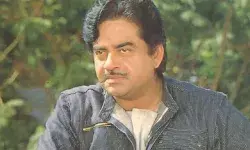 शत्रुघ्न सिन्हा ने पत्नी पूनम सिन्हा से पहली मुलाकात को किया याद, बताया- मैंने उन्हें ट्रेन में रोते हुए देखा था...