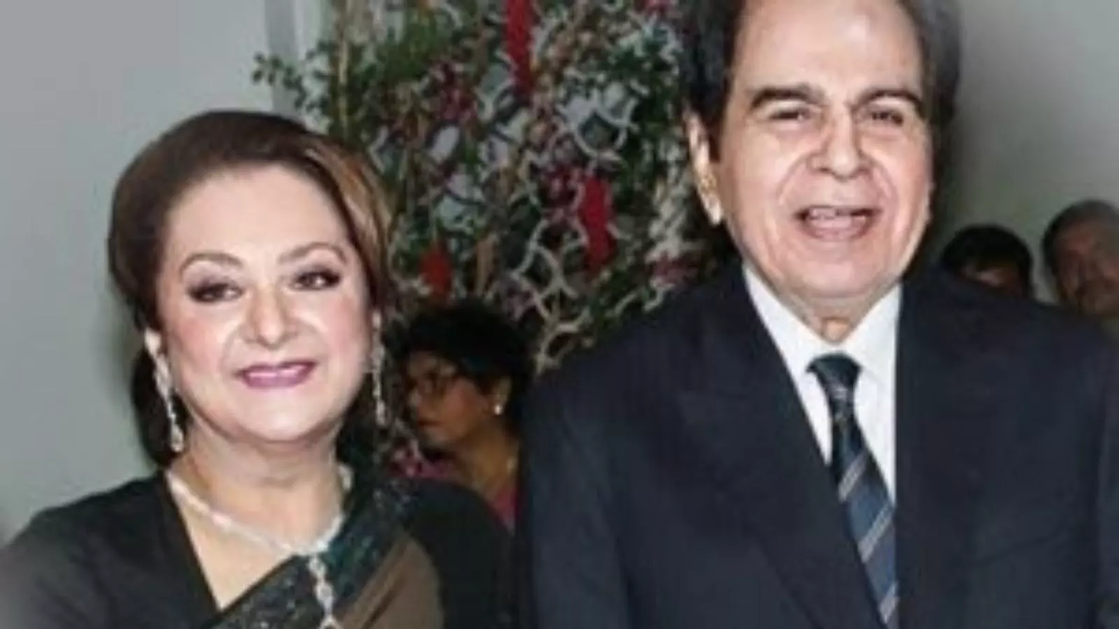 Saira Banu आई इस गंभीर बीमारी की चपेट में, जानें अब कैसी है उनकी तबीयत?