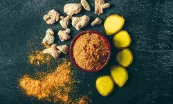 हल्के में ना लें हल्दी को...इसमें छिपा है जवानी का राज