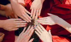 क्या आपकी उम्र से यंग है आपका शरीर? नाखूनों से पता करें बायोलॉजिकल ऐज