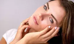 फ्री के इस नुस्खे से बढ़ाएं चेहरे का ग्लो, गायब हो जाएंगे दाग-धब्बे