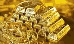 Gold prices cross Rs 1 lakh-mark for first time