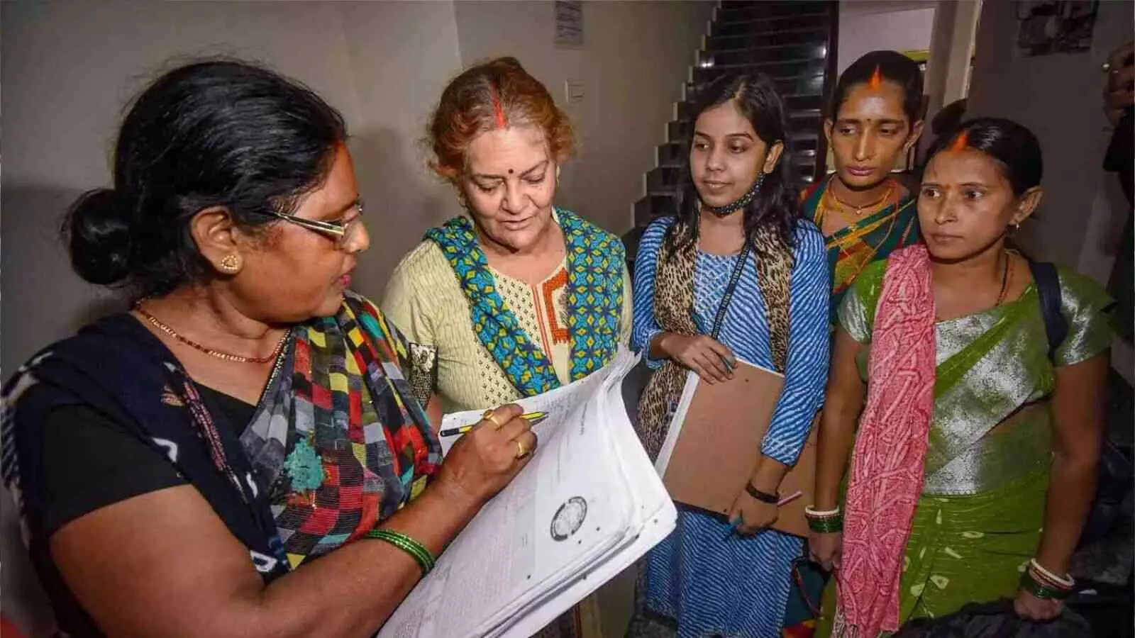 जाति जनगणना को केंद्र की मंजूरी, क्या है इसका महत्व और असर? जाति जनगणना को केंद्र की मंजूरी, क्या है इसका महत्व और असर?