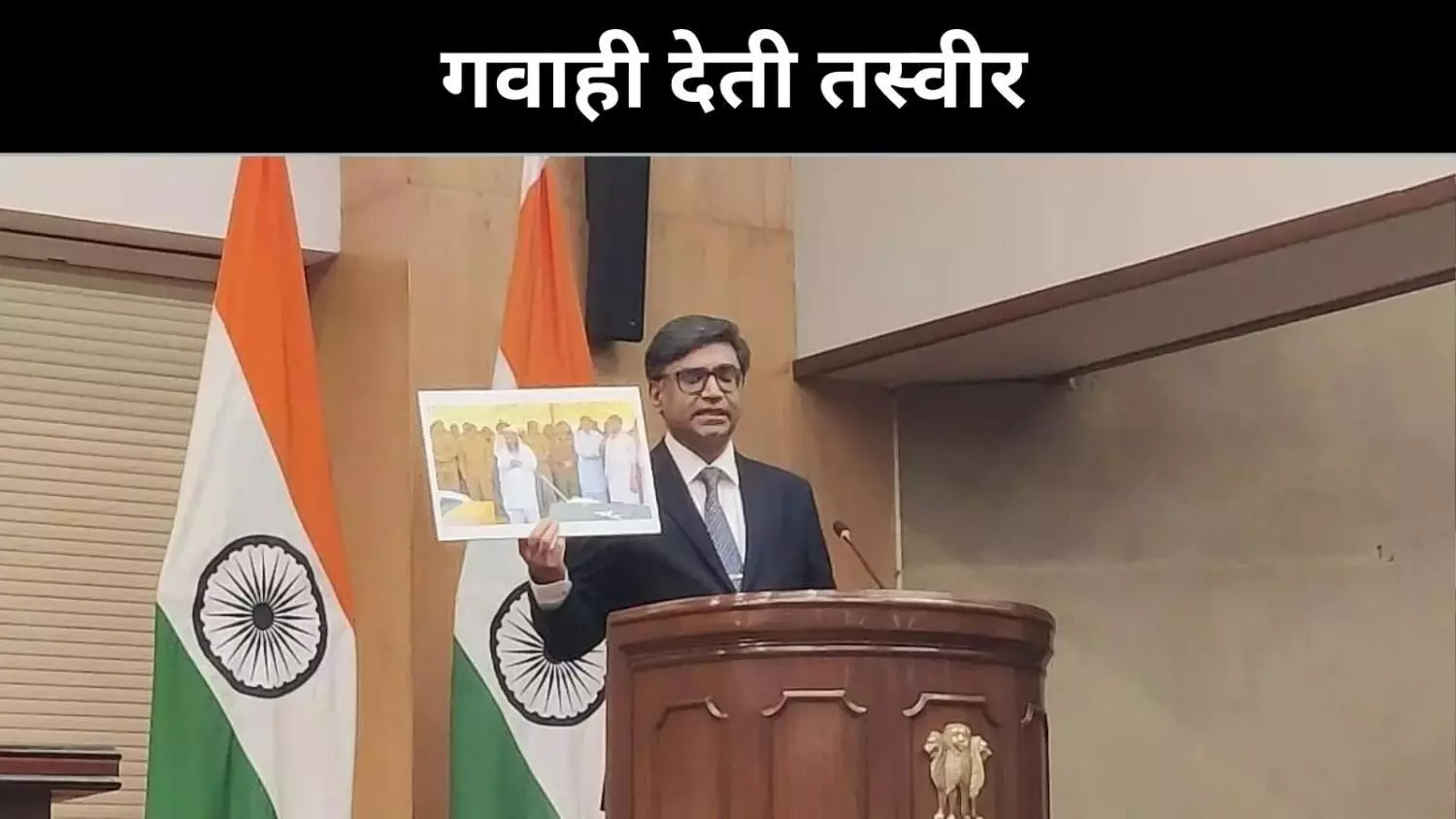 आतंकियों से पाक मोहब्बत,जनाजे में शामिल सैन्य अधिकारियों के नाम आए सामने आतंकियों से पाक मोहब्बत,जनाजे में शामिल सैन्य अधिकारियों के नाम आए सामने