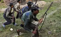 छत्तीसगढ़ में सुरक्षाबलों और माओवादियों के बीच मुठभेड़, 26 नक्सली ढेर