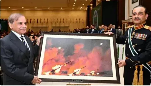 pak pm shahbaz sharif and general munir