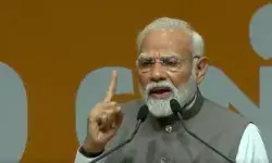 pm modi in gandhi nagar