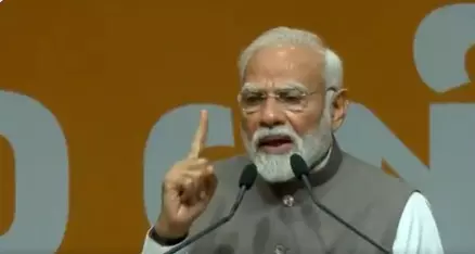 pm modi in gandhi nagar pm modi in gandhi nagar