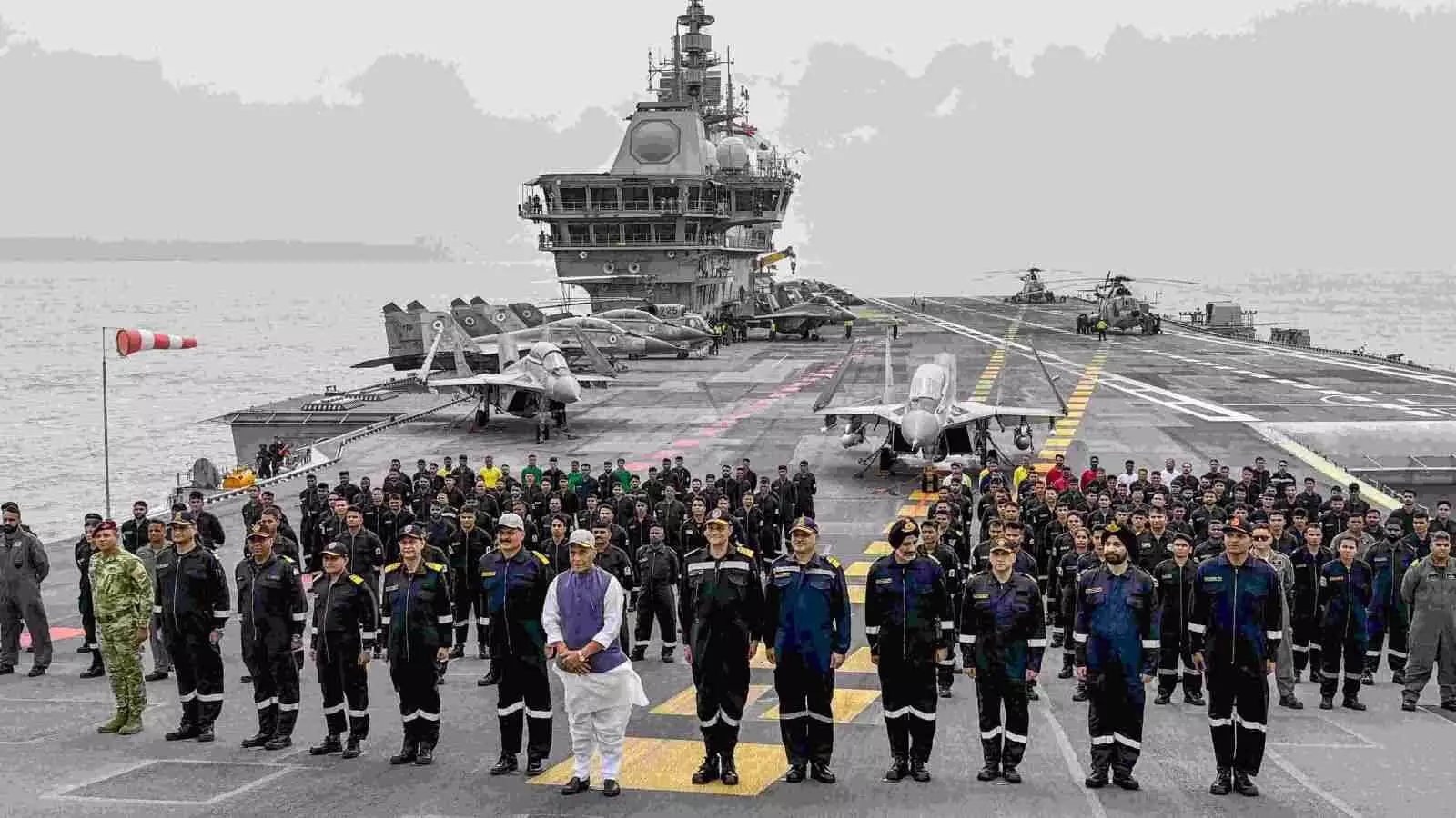 राजनाथ सिंह की दो टूक, नौसेना अगर उतरती तो पाकिस्तान चार टुकड़ों में बंट जाता