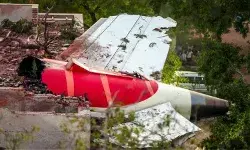 अहमदाबाद प्लेन क्रैश: DNA मिलान से होगी पहचान, परिजनों ने दिए सैंपल