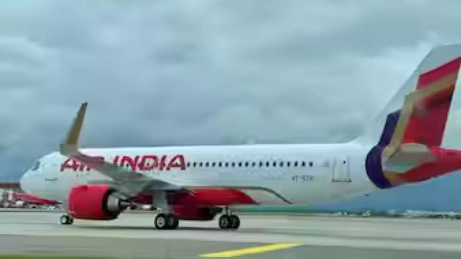 DGCA: एयर इंडिया के बोइंग 787 बेड़े में नहीं मिली बड़ी सुरक्षा खामी DGCA: एयर इंडिया के बोइंग 787 बेड़े में नहीं मिली बड़ी सुरक्षा खामी