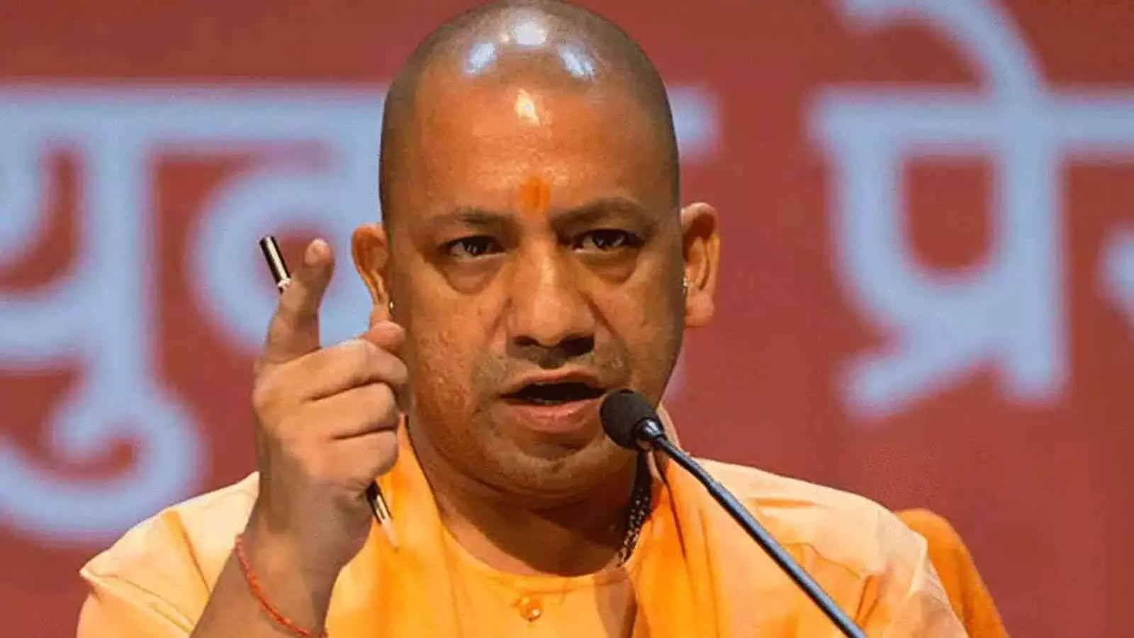 UP: कांवड़ यात्रा मार्ग में होटल-ढाबे में लिखना होगा संचालक का नाम UP: कांवड़ यात्रा मार्ग में होटल-ढाबे में लिखना होगा संचालक का नाम