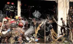 ढाका में स्कूल की इमारत से टकराया बांग्लादेश का फाइटर जेट, 19 लोगों की मौत