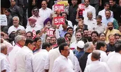 ऑपरेशन सिंदूर पर बहस के साथ सोमवार को टूट सकता है संसद का गतिरोध; कुछ शर्तें लागू