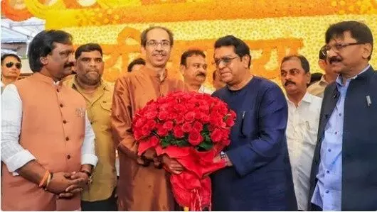 raj thakrey at matoshri raj thakrey at matoshri