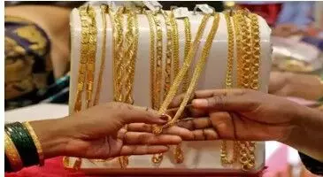 ट्रंप की नई टैरिफ धमकी से सोने के दाम ₹1,600 प्रति 10 ग्राम बढ़े; अब तक की बढ़त ₹24,400 पहुंची ट्रंप की नई टैरिफ धमकी से सोने के दाम ₹1,600 प्रति 10 ग्राम बढ़े; अब तक की बढ़त ₹24,400 पहुंची