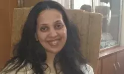 भाजपा की पूर्व प्रवक्ता बनीं बॉम्बे हाईकोर्ट की जज, महाराष्ट्र की सियासी बहस के केंद्र में आरती साठे