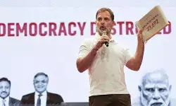 महादेवपुरा डेटा के साथ राहुल का वोट चोरी का बड़ा आरोप, क्या चुनाव बहिष्कार करेगी कांग्रेस?