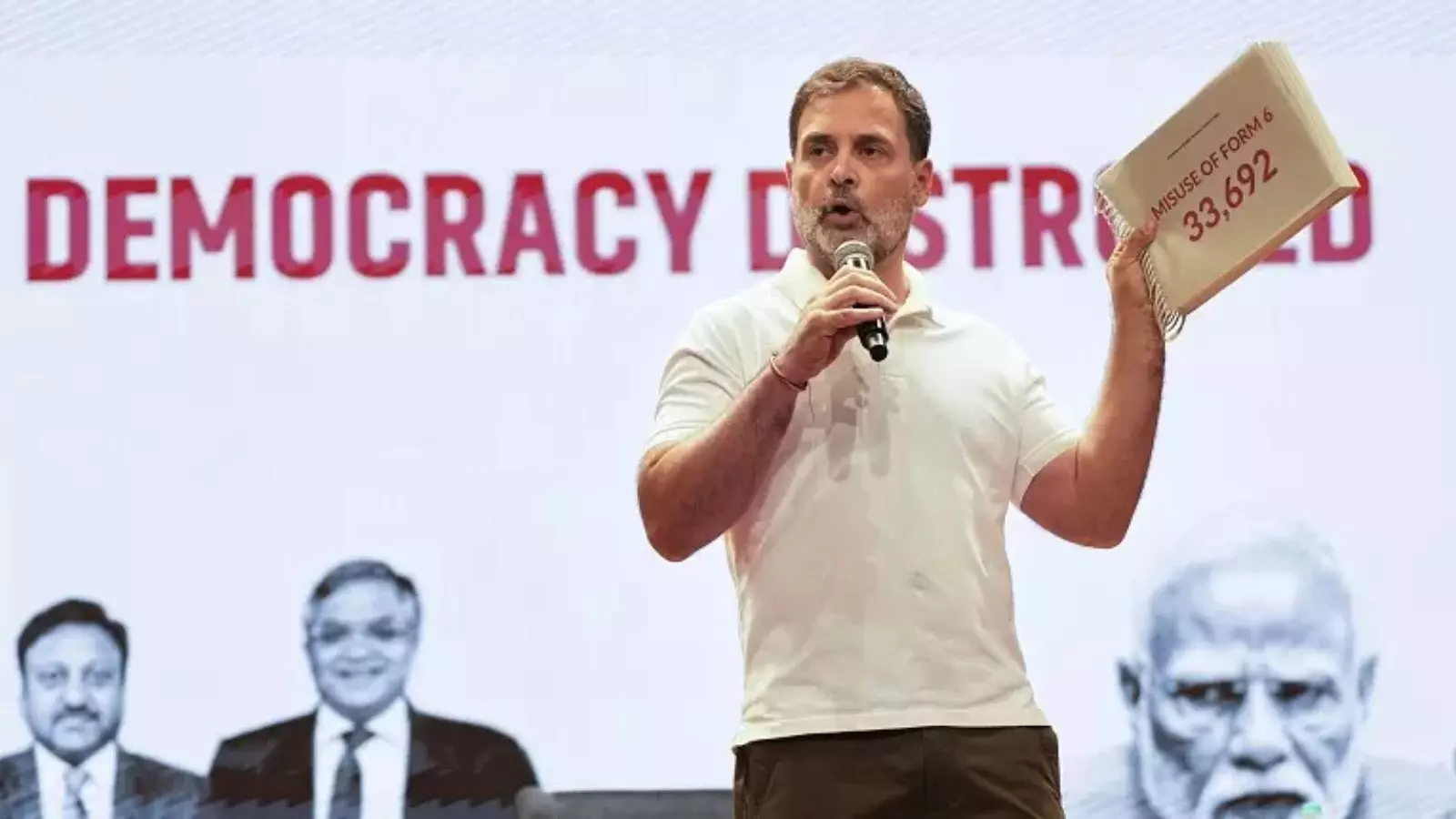महादेवपुरा डेटा के साथ राहुल का वोट चोरी का बड़ा आरोप, क्या चुनाव बहिष्कार करेगी कांग्रेस?