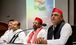 EXCLUSIVE- यूपी में तो शपथ पत्र देकर भी ठीक नहीं हुई वोटर लिस्ट की गड़बड़ी, समाजवादी पार्टी ने फिर भेजे सबूत