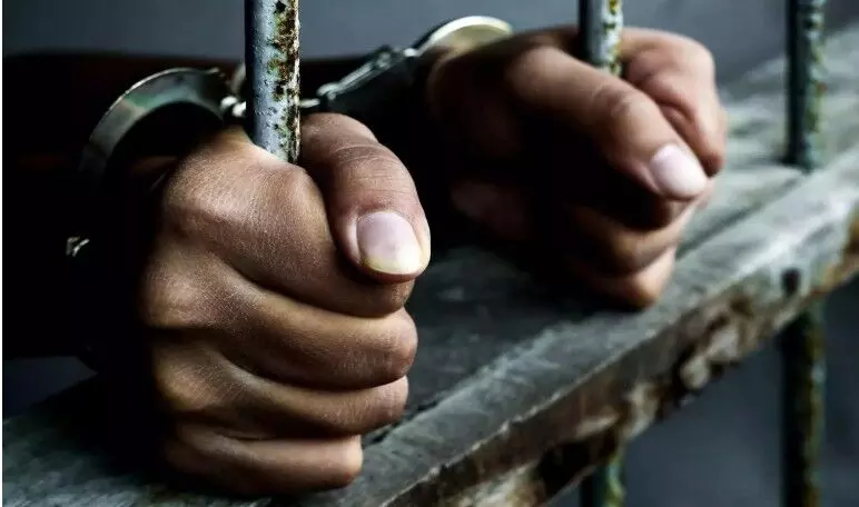 कर्नाटक धर्मस्थल मामला: ‘सामूहिक दफन’ की शिकायत करने वाला व्यक्ति गिरफ्तार, SIT ने जांच में पाया बयान झूठा कर्नाटक धर्मस्थल मामला: ‘सामूहिक दफन’ की शिकायत करने वाला व्यक्ति गिरफ्तार, SIT ने जांच में पाया बयान झूठा