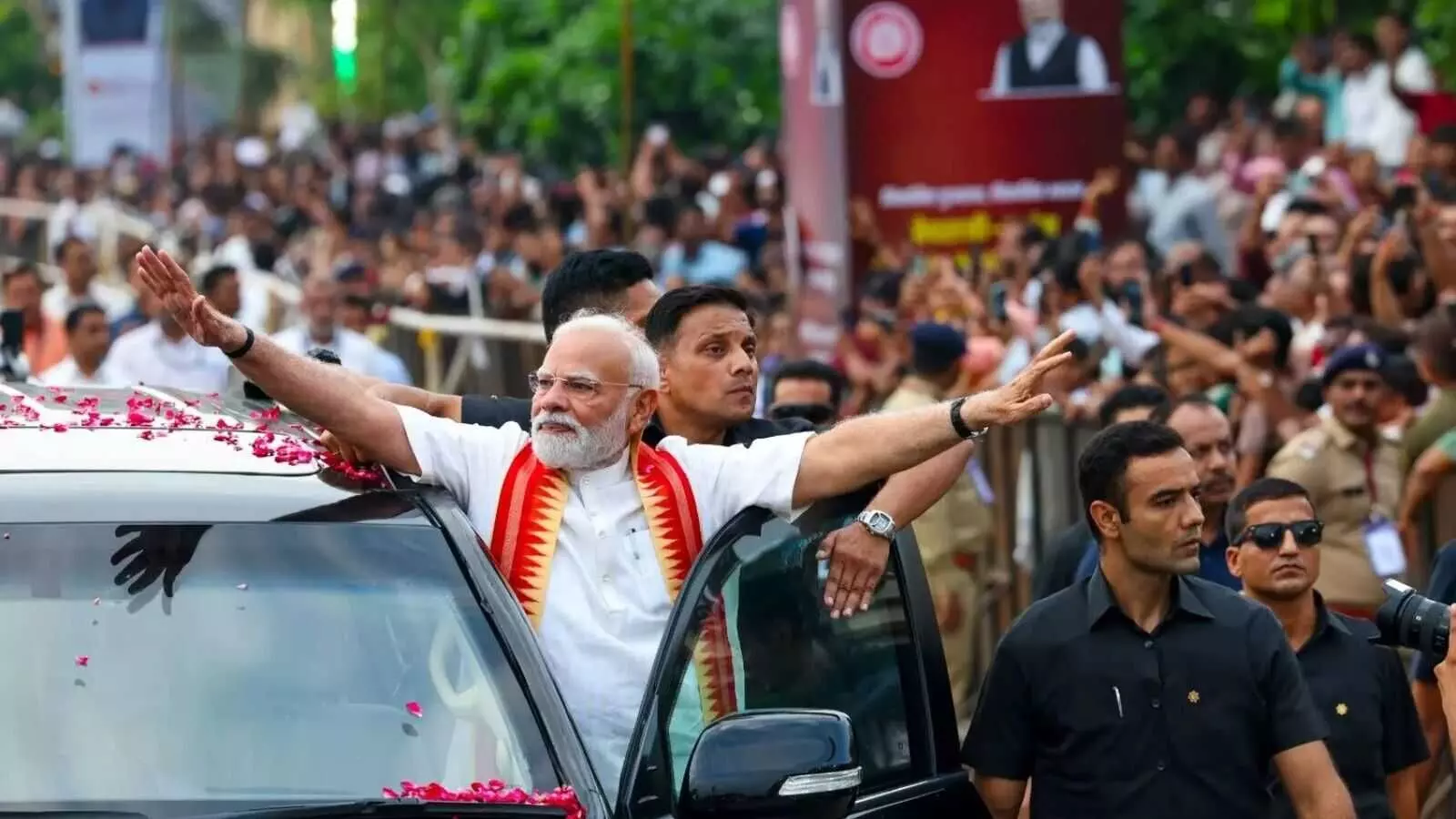 गुजरात: निकोल में मोदी को जनसमर्थन, बीजेपी विधायकों के खिलाफ गुस्सा बरकरार गुजरात: निकोल में मोदी को जनसमर्थन, बीजेपी विधायकों के खिलाफ गुस्सा बरकरार