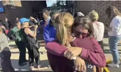 अमेरिका में मिनियापोलिस के स्कूल में गोलीबारी: 3 की मौत, 10 की हालत गंभीर, FBI मौके पर