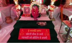 चांदनी चौक के व्यापारियों पर लटकी सीलिंग की तलवार, लगायी गणपति बाप्पा से गुहार