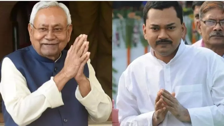 वंशवाद की दुविधा में फंसे नीतीश, पार्टी के लोग चाहते हैं बेटा निशांत संभालें नेतृत्व वंशवाद की दुविधा में फंसे नीतीश, पार्टी के लोग चाहते हैं बेटा निशांत संभालें नेतृत्व