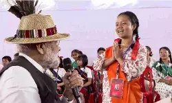 मणिपुर पहुंचकर पीएम मोदी ने की शांति की अपील, राज्य के लिए आर्थिक सहयोग का ऐलान किया