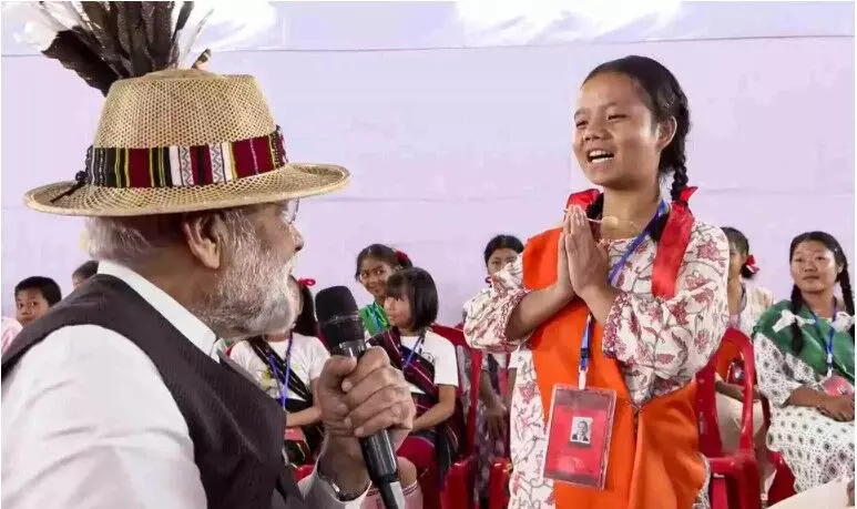 मणिपुर पहुंचकर पीएम मोदी ने की शांति की अपील, राज्य के लिए आर्थिक सहयोग का ऐलान किया