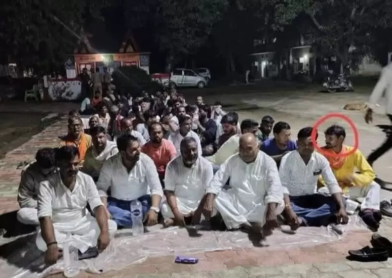फिर यूपी की राजनीति के केंद्र में ब्राह्मण, लाठीचार्ज में सियाराम उपाध्याय की मौत पर सियासत गर्म फिर यूपी की राजनीति के केंद्र में ब्राह्मण, लाठीचार्ज में सियाराम उपाध्याय की मौत पर सियासत गर्म