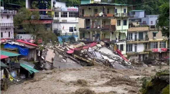 उत्तराखंड में बादल फटने से फिर आई तबाही : 15 लोगों की मौत, 16 लापता