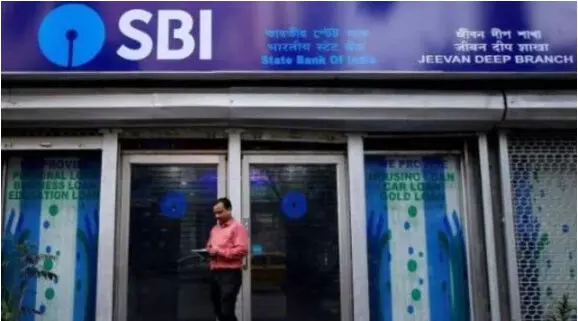 फौज की वर्दी में आए नकाबपोशों ने लूटे  ₹1.04 करोड़ कैश और 20 किलो सोना: कर्नाटक में SBI को लूटा