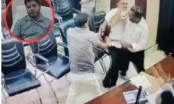 यूपी के सीतापुर मेें शिक्षा अधिकारी को बेल्ट से पीटने पर हेडमास्टर गिरफ्तार, घटना सीसीटीवी में कैद