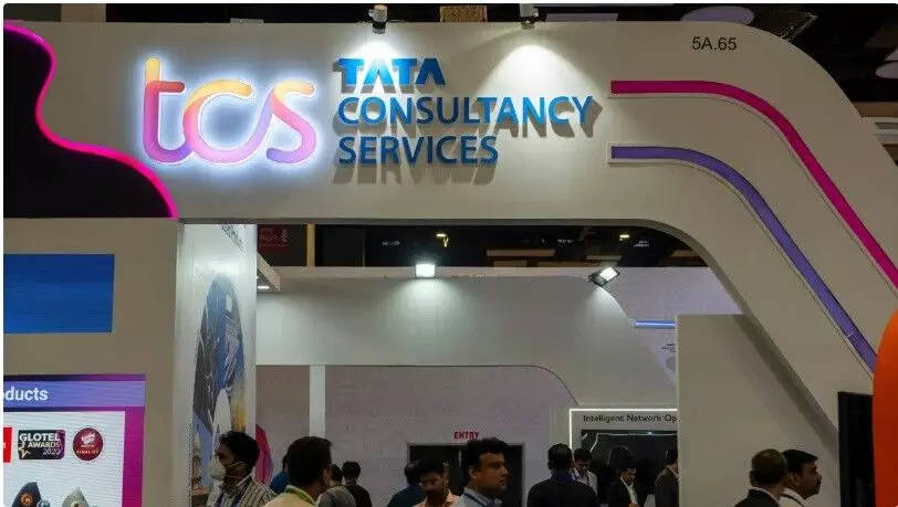 TCS लगभग 6,000 कर्मचारियों को हटाने की पुष्टि की, संख्या को लेकर फैली अफवाहों को किया खारिज TCS लगभग 6,000 कर्मचारियों को हटाने की पुष्टि की, संख्या को लेकर फैली अफवाहों को किया खारिज
