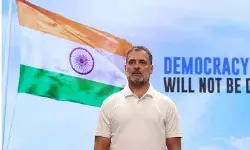 कांग्रेस ने राहुल गांधी की तुलना नोबेल शांति पुरस्कार विजेता से की, कहा – लोकतंत्र की रक्षा की लड़ाई लड़ रहे हैं राहुल