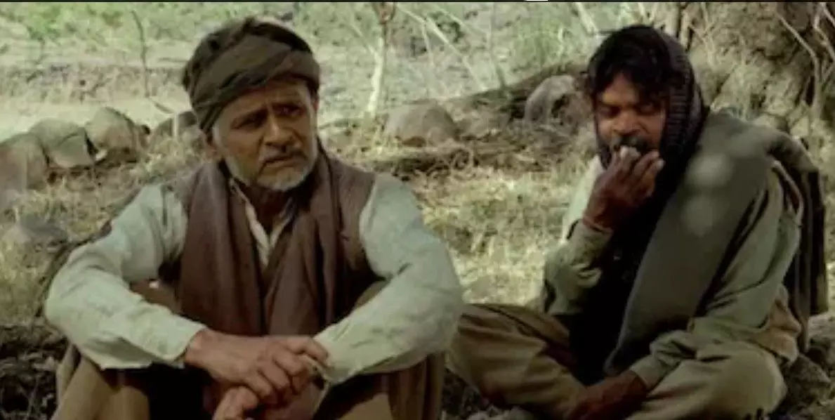 कृषि संकट और मीडिया की स्थिति पर व्यंग्य करती Peepli Live रिलीज़ के 15 साल बाद भी करती है गहरी चोट कृषि संकट और मीडिया की स्थिति पर व्यंग्य करती Peepli Live रिलीज़ के 15 साल बाद भी करती है गहरी चोट