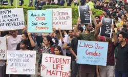 IIT और IIM: शिक्षा के मंदिर या मानसिक दबाव के केंद्र?