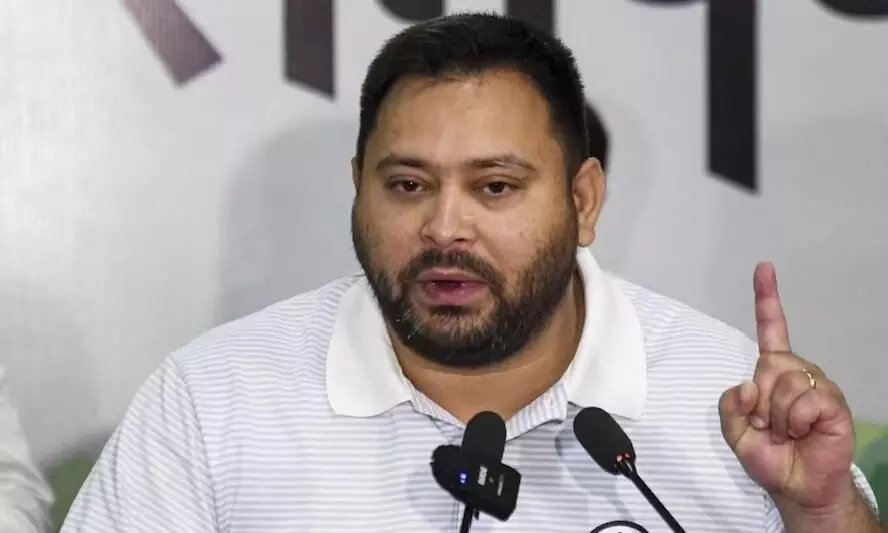 RJD की 143 सीटों पर बड़ी चाल,तेजस्वी राघोपुर से मैदान में, कांग्रेस से तीन सीटों पर टकराव! RJD की 143 सीटों पर बड़ी चाल,तेजस्वी राघोपुर से मैदान में, कांग्रेस से तीन सीटों पर टकराव!